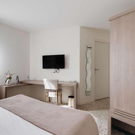 Brit Hotel Alghotel Cancale Zewnętrze zdjęcie